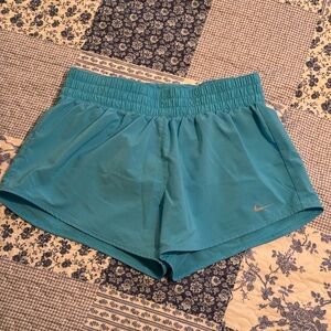 Nike Dri-FIT Mid-Rise 3” Shorts